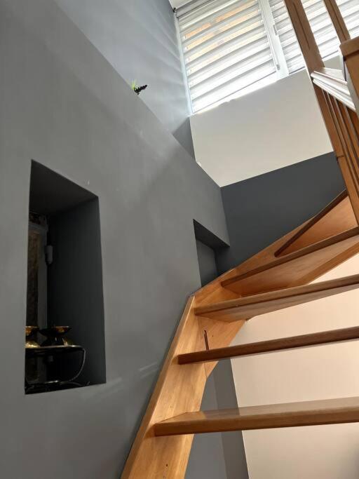 Appartement Duplex Avec Jardin อิงแกร์ไซม์ ภายนอก รูปภาพ